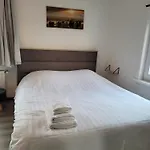 Roma-monte Carlo-monaco Apartment De Panne